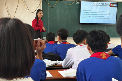 TRƯỜNG THCS GIAO LẠC TỔ CHỨC LỄ ĐÓN THƯ BÁC VÀ PHÁT ĐỘNG HỘI DẠY – HỘI HỌC NĂM HỌC 2025-2026